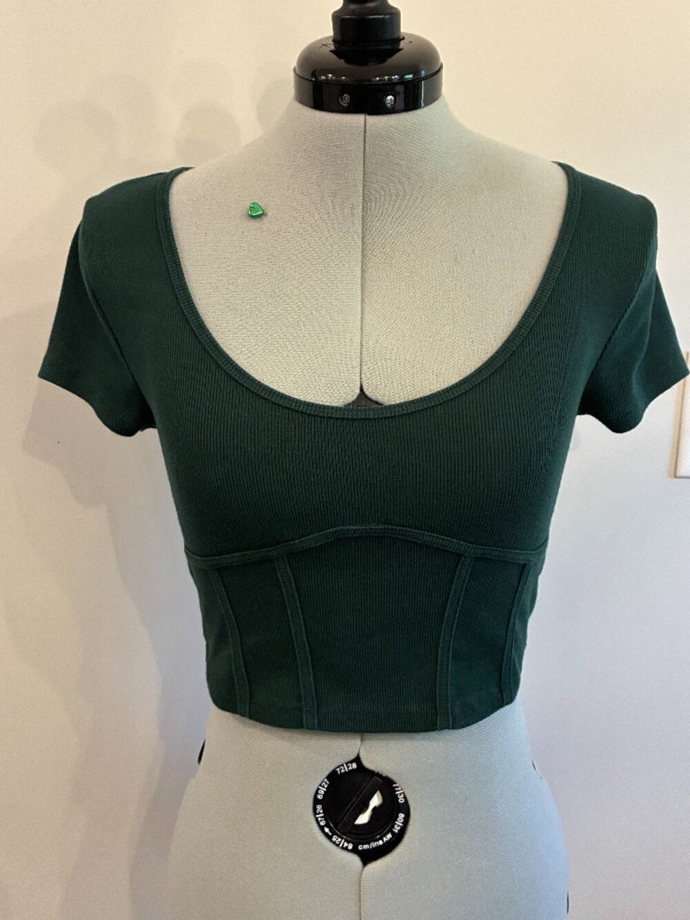 Aeropostale M Dark Green Ribbed Crop Top Short Sleeve Scoop Neck 0391